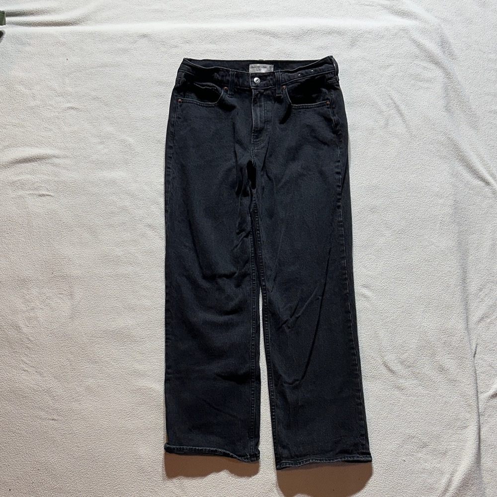 Abercrombie & Fitch The Baggy Low Rise Jeans